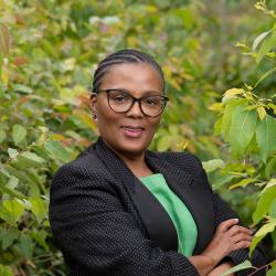 Dr Marinda Visser Dr Marinda Visser